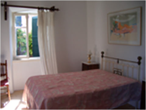Pink House: Master bedroom